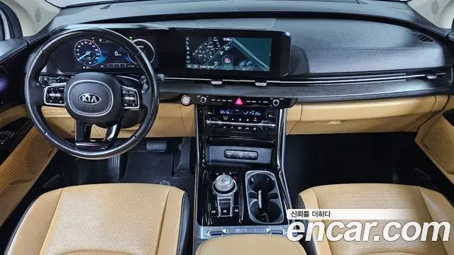 Kia Carnival 2020 — Фото 7/20