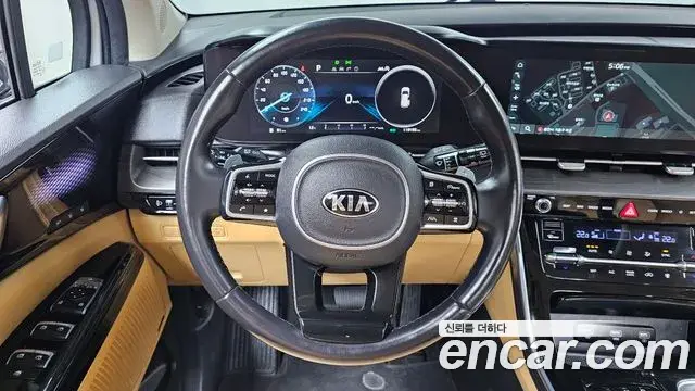 Kia Carnival 2020 — Фото 13/20