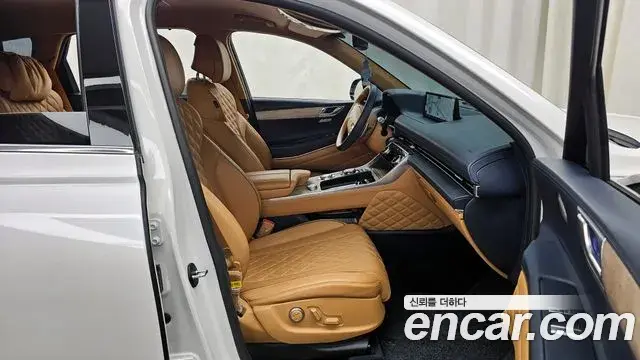 Genesis GV80 2022 — ფოტო 19/20