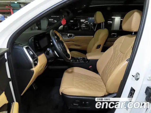 Kia Sorento 2023 — Şəkil 17/20