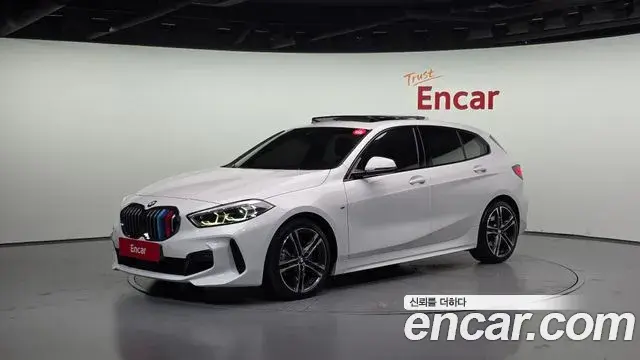 BMW 1 Series 2023 — Şəkil 14/20