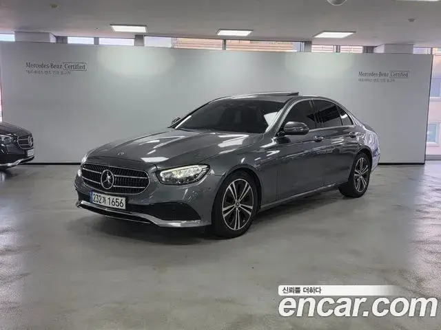 Mercedes-Benz E-Class 2020 — Photo 5/17