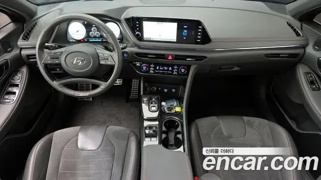Hyundai Sonata Hybrid 2022 — Photo 5/20