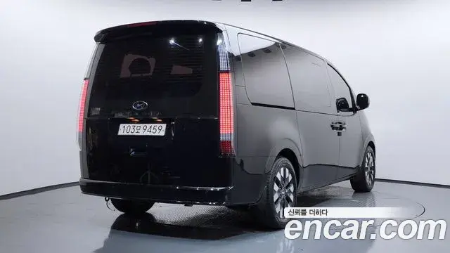 Hyundai Staria 2021 — Şəkil 15/20