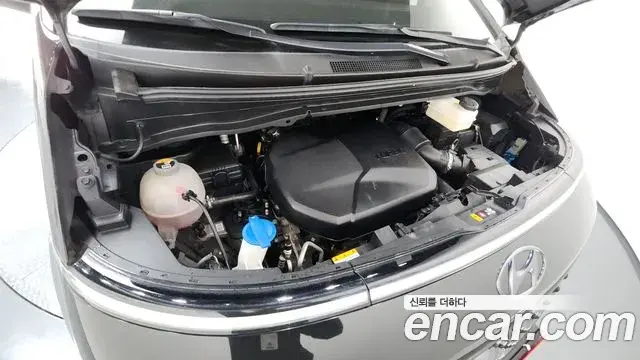 Hyundai Staria 2021 — Şəkil 16/20