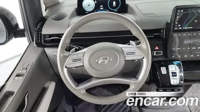 Hyundai Staria 2021 — Şəkil 1/20