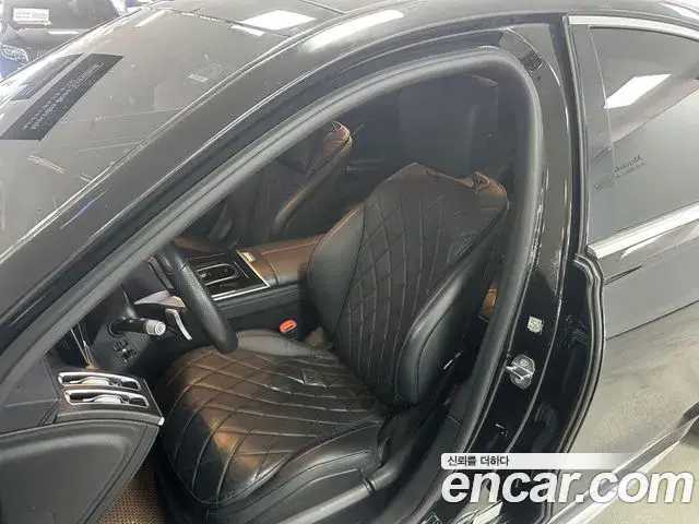 Mercedes-Benz S-Class 2021 — ფოტო 10/17