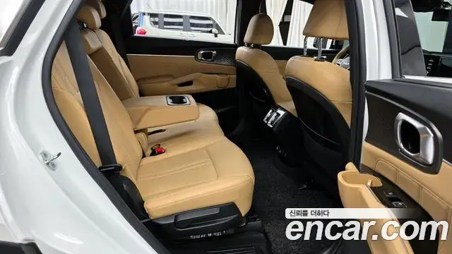 Kia Sorento 2022 — Şəkil 10/20