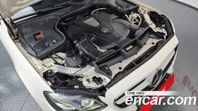 Mercedes-Benz E-Class 2019 — ფოტო 11/20