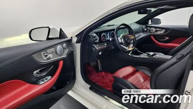 Mercedes-Benz E-Class 2019 — ფოტო 12/20