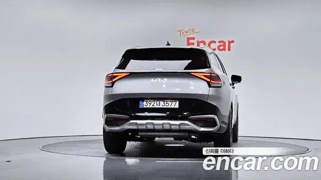 Kia Sportage 2023 — Şəkil 1/20