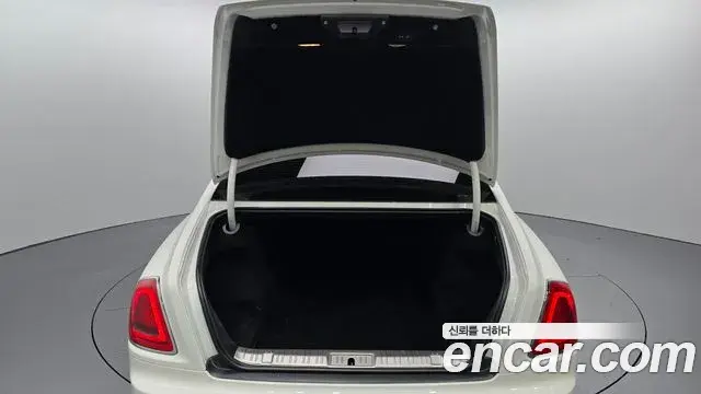 Rolls-Royce Ghost 2020 — ფოტო 3/20