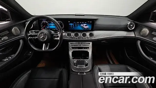 Mercedes-Benz E-Class 2023 — Şəkil 12/20