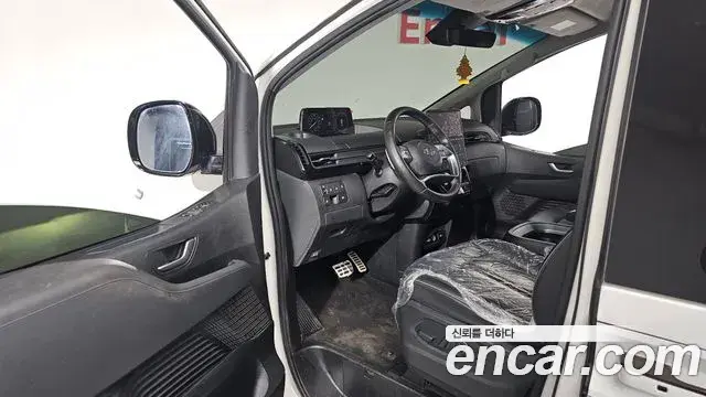 Hyundai Staria 2021 — Şəkil 3/20