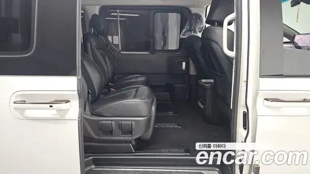 Hyundai Staria 2021 — Şəkil 7/20