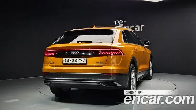 Audi Q7 2021 — Фото 4/20