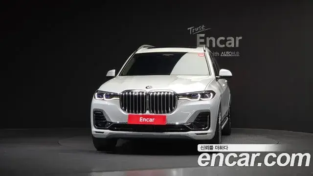 BMW X7 2022 — Photo 4/20