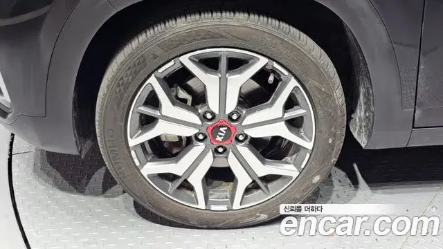 Kia Seltos 2020 — Photo 15/20