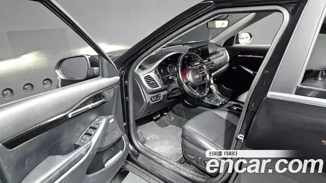 Kia Seltos 2020 — Photo 5/20