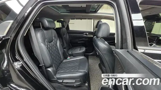 Kia Sorento 2020 — ფოტო 17/20