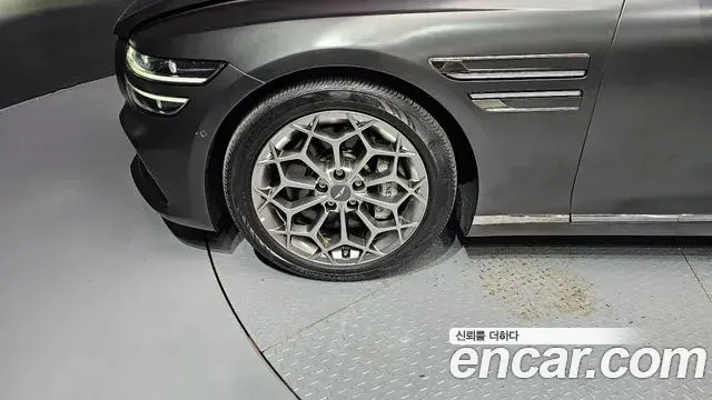 Genesis G80 2021 — Photo 12/20