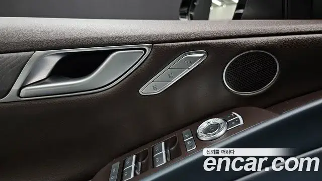 Genesis G80 2021 — Photo 18/20