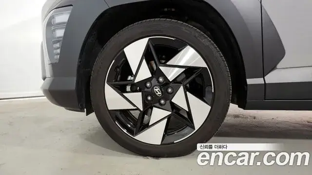 Hyundai Kona Hybrid 2024 — ფოტო 1/20