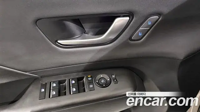 Hyundai Kona Hybrid 2024 — ფოტო 4/20