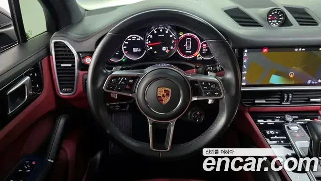 Porsche Cayenne 2020 — ფოტო 20/20