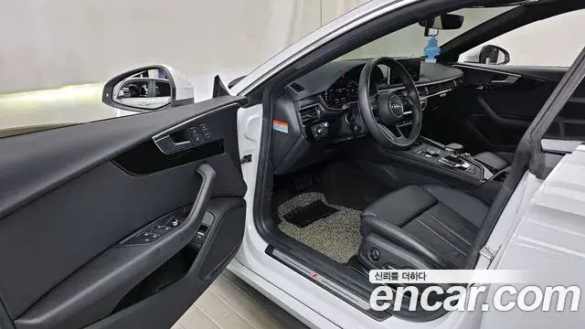 Audi A5 2019 — ფოტო 9/20
