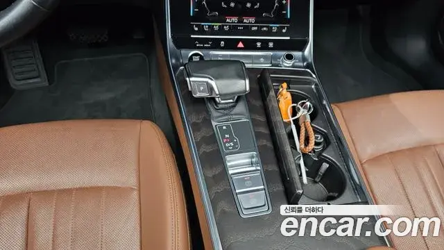 Audi A6 2021 — ფოტო 6/20