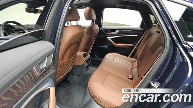 Audi A6 2021 — ფოტო 16/20