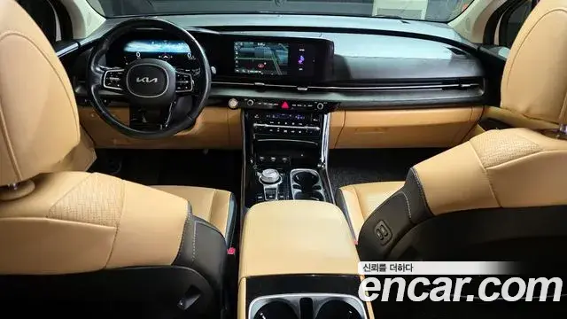 Kia Carnival 2022 — ფოტო 2/20