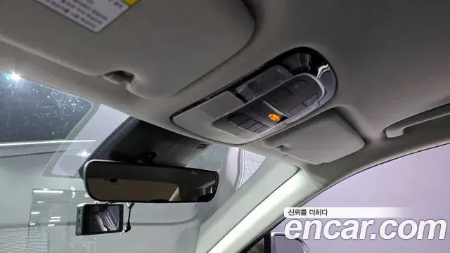 Hyundai Sonata Hybrid 2020 — Photo 10/20