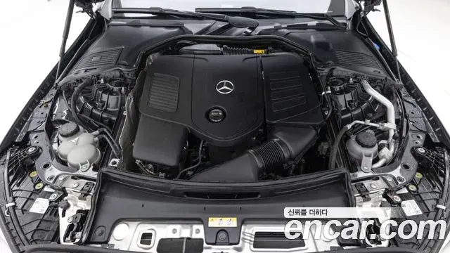 Mercedes-Benz C-Class 2023 — Şəkil 5/20