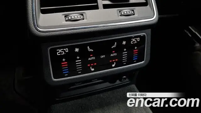 Audi A6 2023 — Фото 18/20