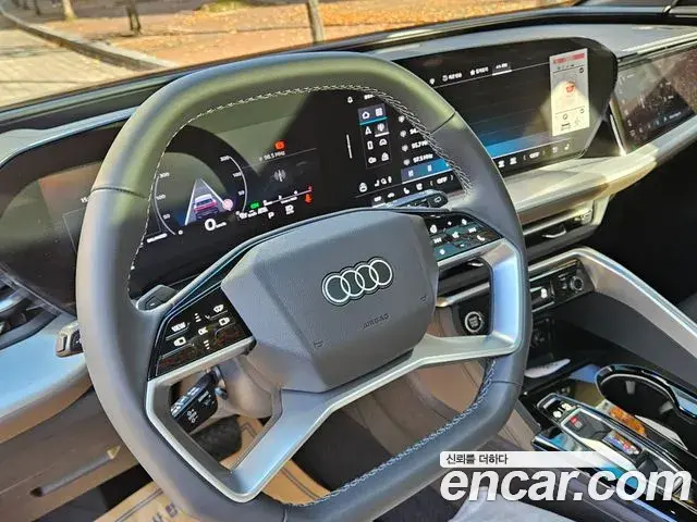 Audi Q5 2025 — Photo 5/19