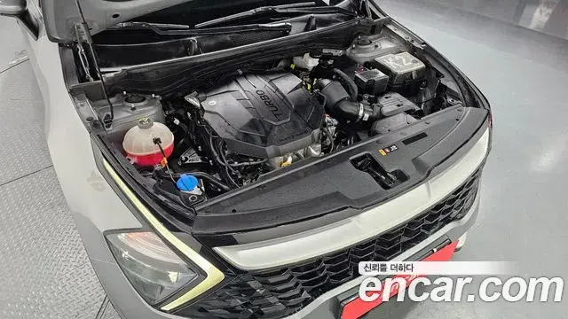 Kia Sportage 2022 — Photo 2/20