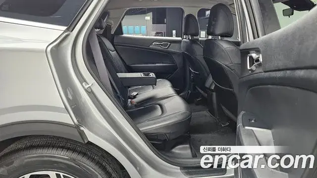 Kia Sportage 2022 — Photo 6/20