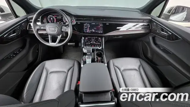 Audi Q7 2022 — Photo 15/20