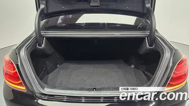 Kia The K9 2018 — ფოტო 4/20
