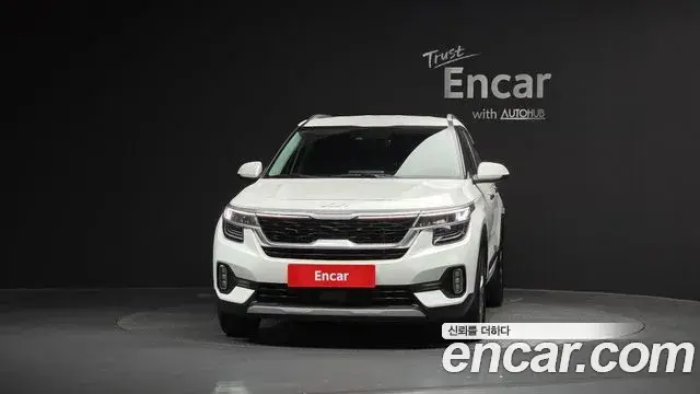 Kia Seltos 2022 — ფოტო 10/20