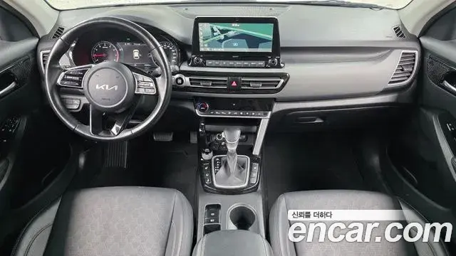 Kia Seltos 2022 — ფოტო 3/20