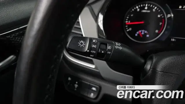 Kia Seltos 2022 — ფოტო 19/20
