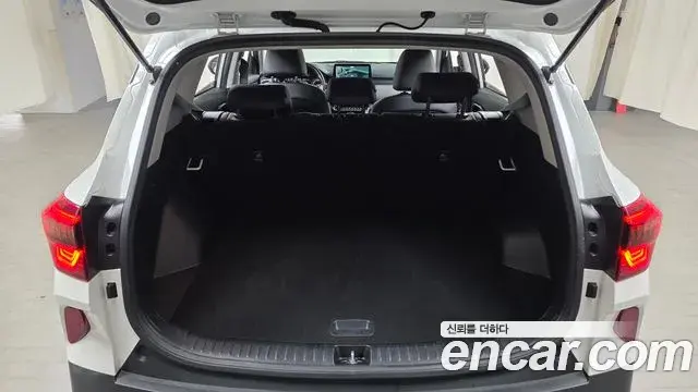 Kia Seltos 2022 — ფოტო 11/20