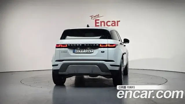 Land Rover Range Rover Evoque 2021 — Фото 4/20