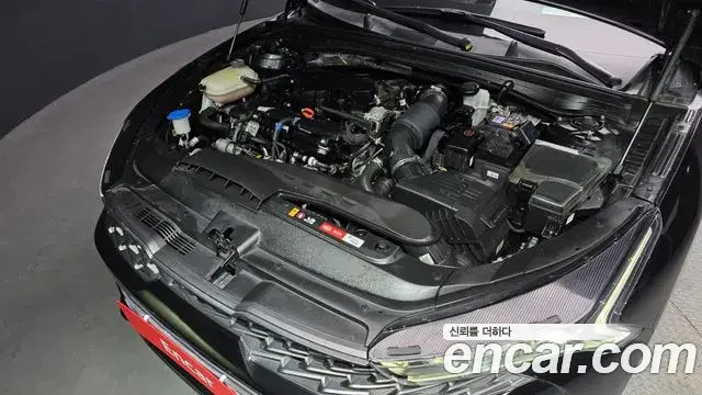 Kia K5 2021 — ფოტო 9/20