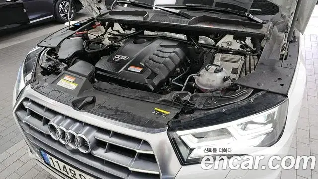 Audi Q5 2020 — ფოტო 3/20