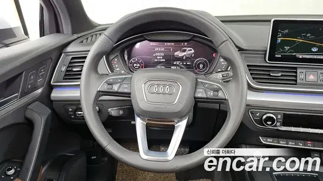 Audi Q5 2020 — ფოტო 10/20