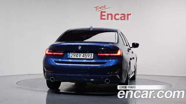 BMW 3 Series 2020 — Şəkil 13/20